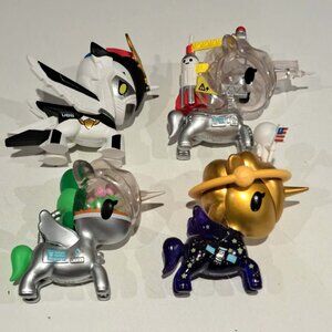 Space unicorno TokiDoki lot of 4